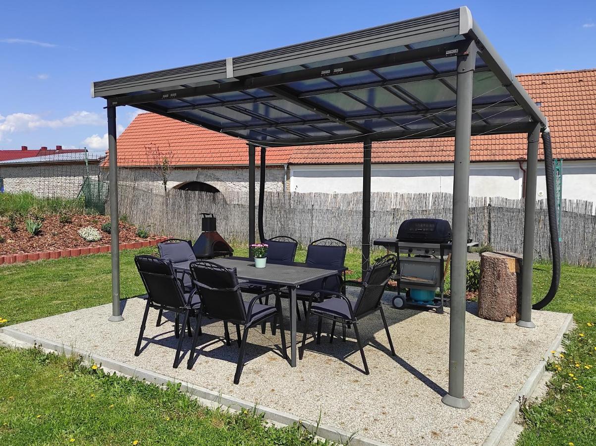 Apartman Pod Sribrnou Horou Lhenice Dış mekan fotoğraf